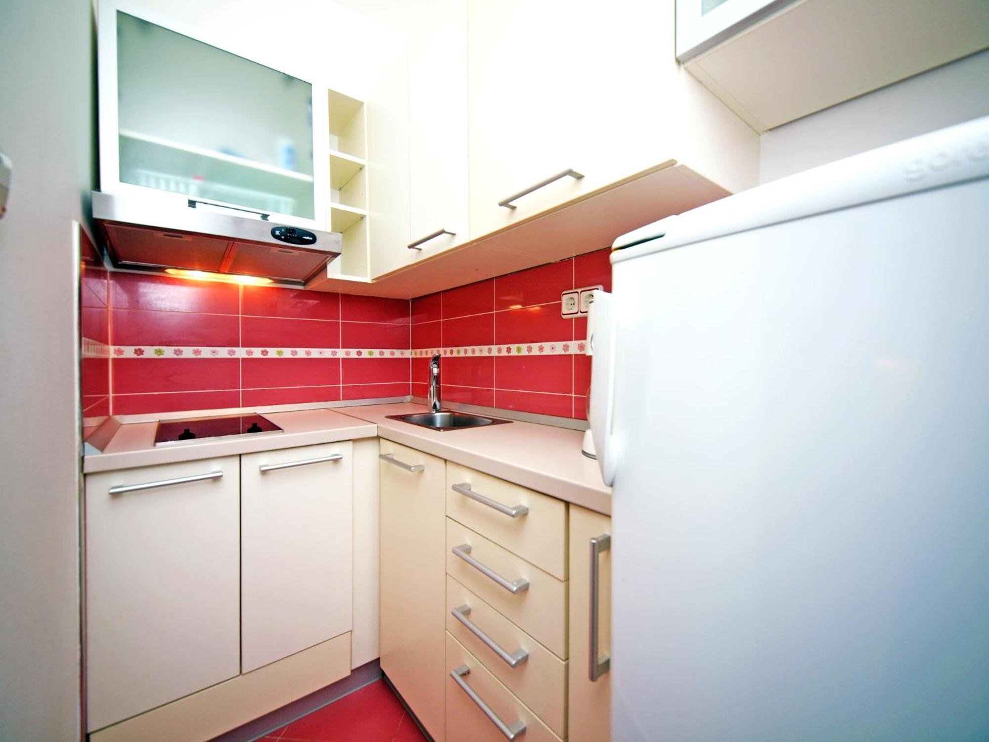 Apartments Keran - By Suites Living Водице Экстерьер фото
