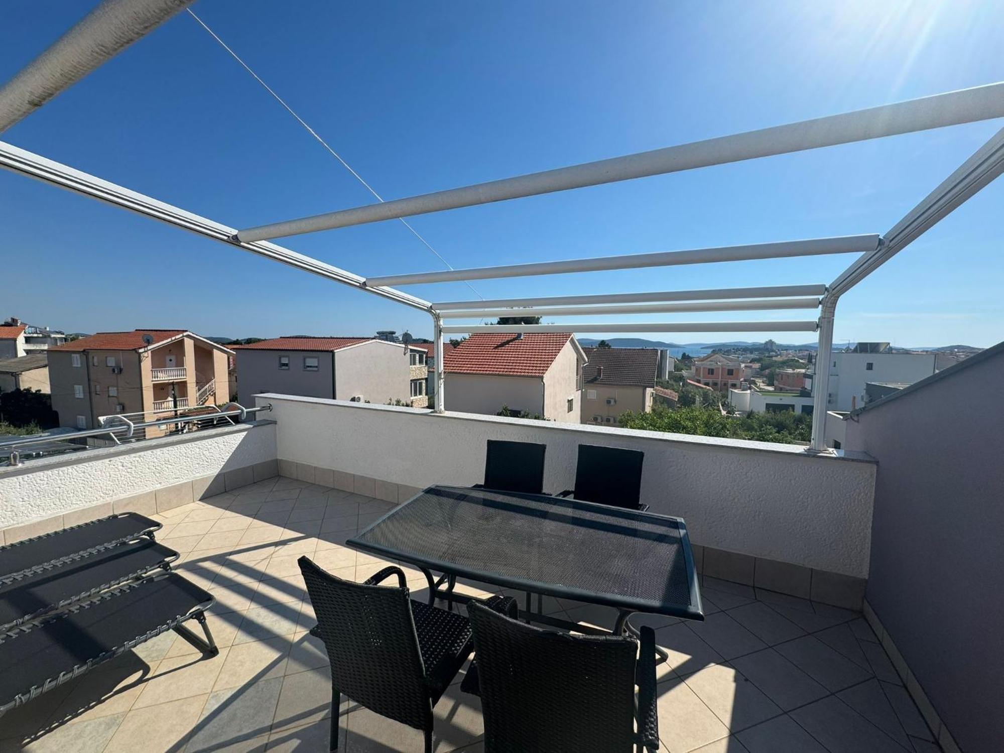 Apartments Keran - By Suites Living Водице Экстерьер фото